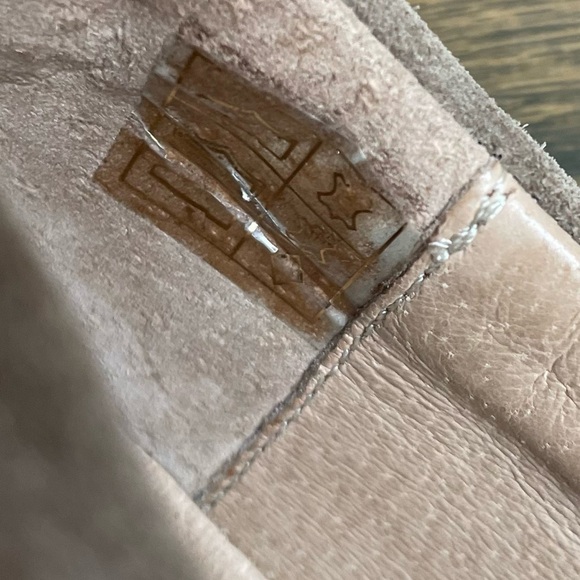 Tejus Collection Suede Bow Shoes - Picture 4 of 10